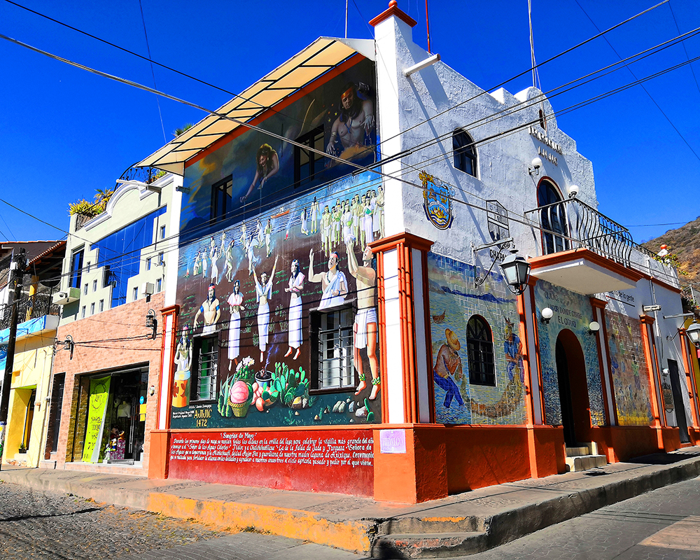 PUEBLO MÁGICO DE AJIJIC (Jalisco, México) Lily Tour Líder